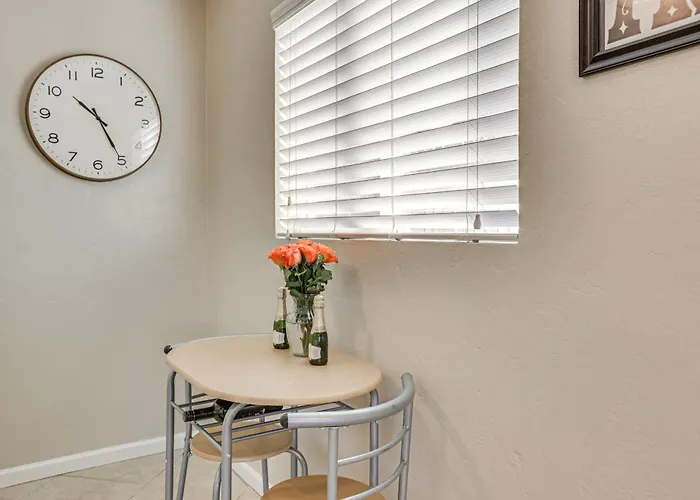 4 Mi To Dtwn Phx: Midtown W/ Patio! Holiday home